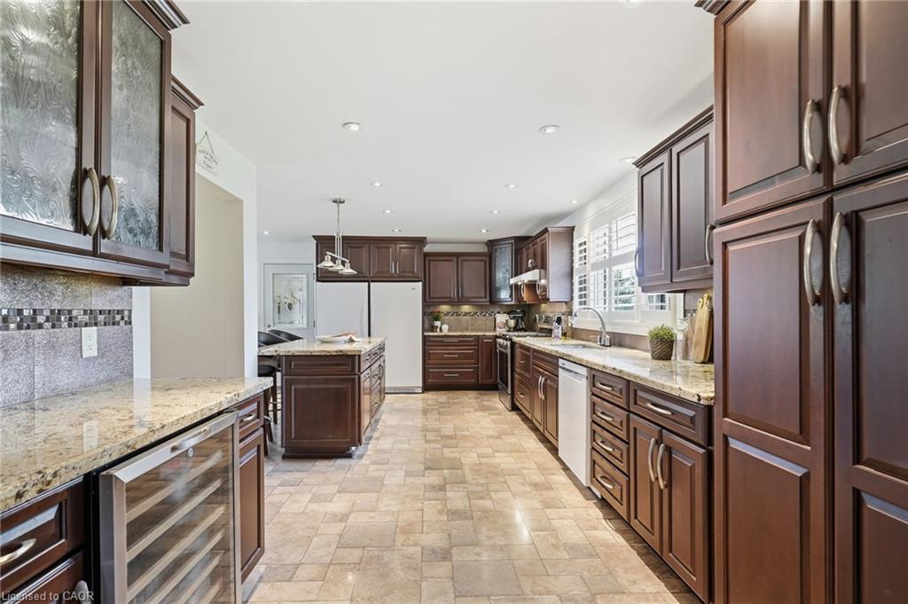 9784 Goodale Road Property Photo 11