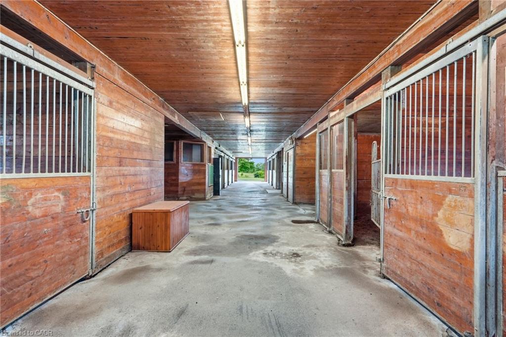 1046 Book Road W Property Photo 39