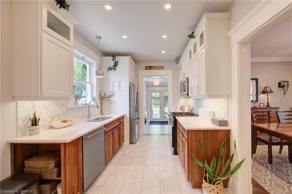 106 Sydenham Street Property Photo 13