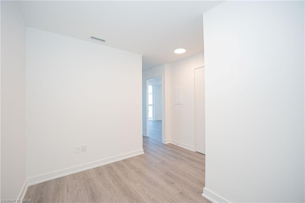421-225 Malta Avenue Property Photo 13