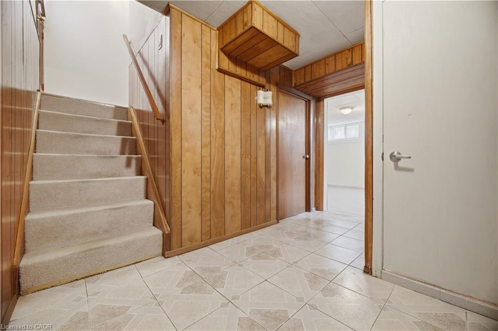 31 Summercrest Drive Property Photo 26
