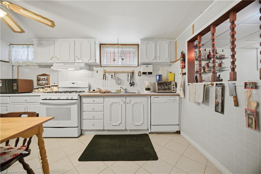 31 Summercrest Drive Property Photo 34