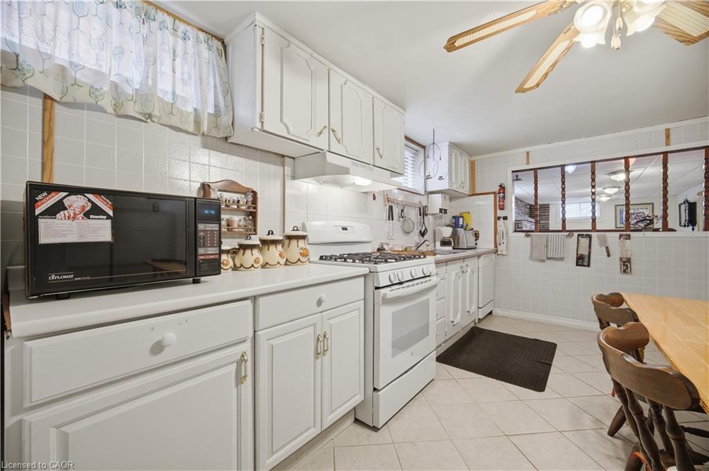 31 Summercrest Drive Property Photo 35