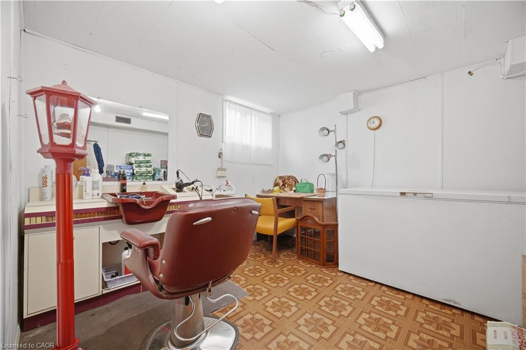 31 Summercrest Drive Property Photo 42