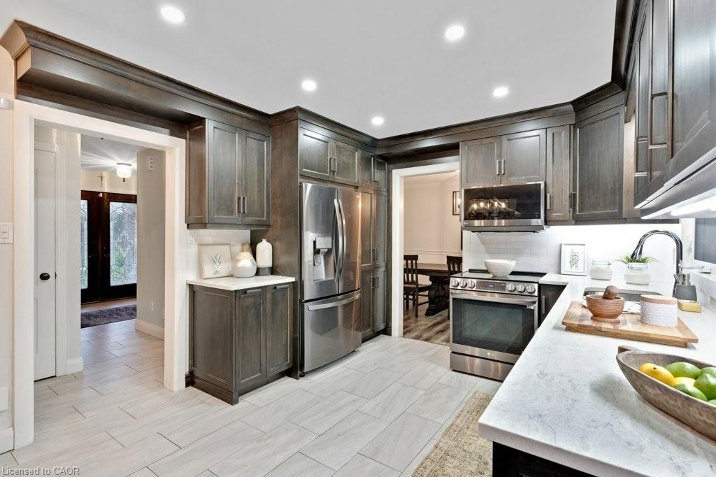 19 Kenley Lane Property Photo 12