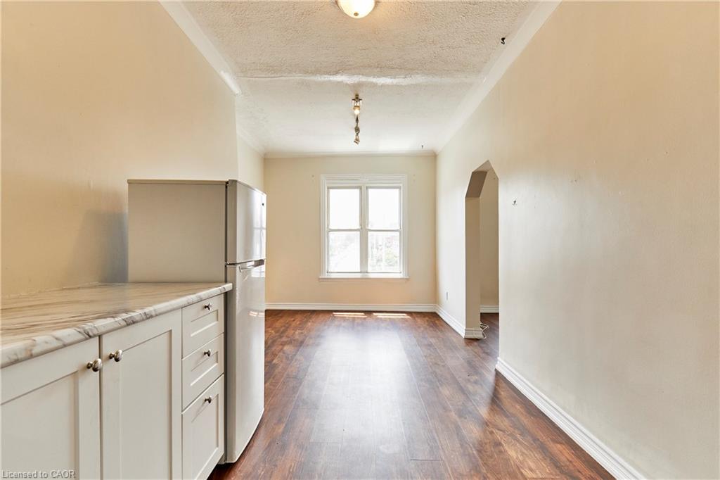 1-363 Barton Street E Property Photo 5