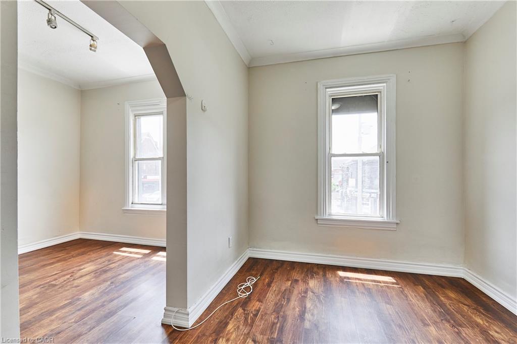 1-363 Barton Street E Property Photo 9