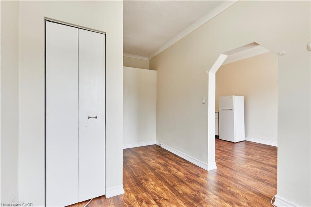 1-363 Barton Street E Property Photo 11