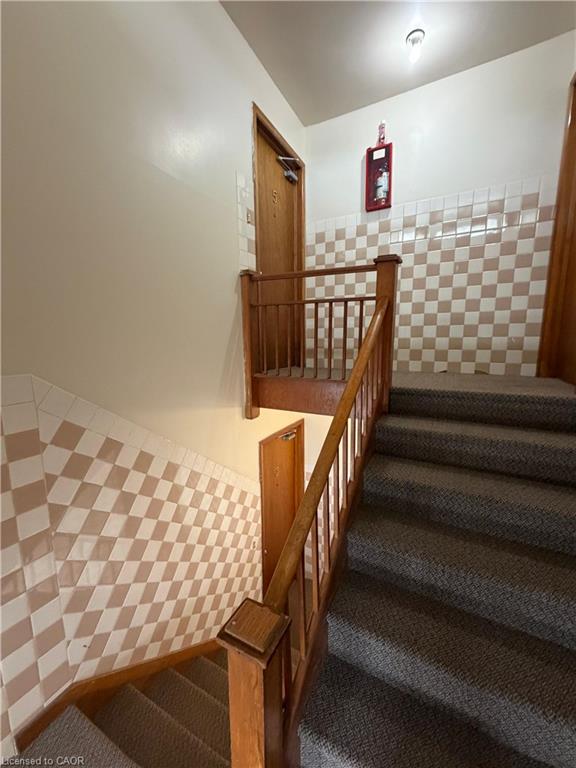 5-175 Weber Street N Property Photo 1