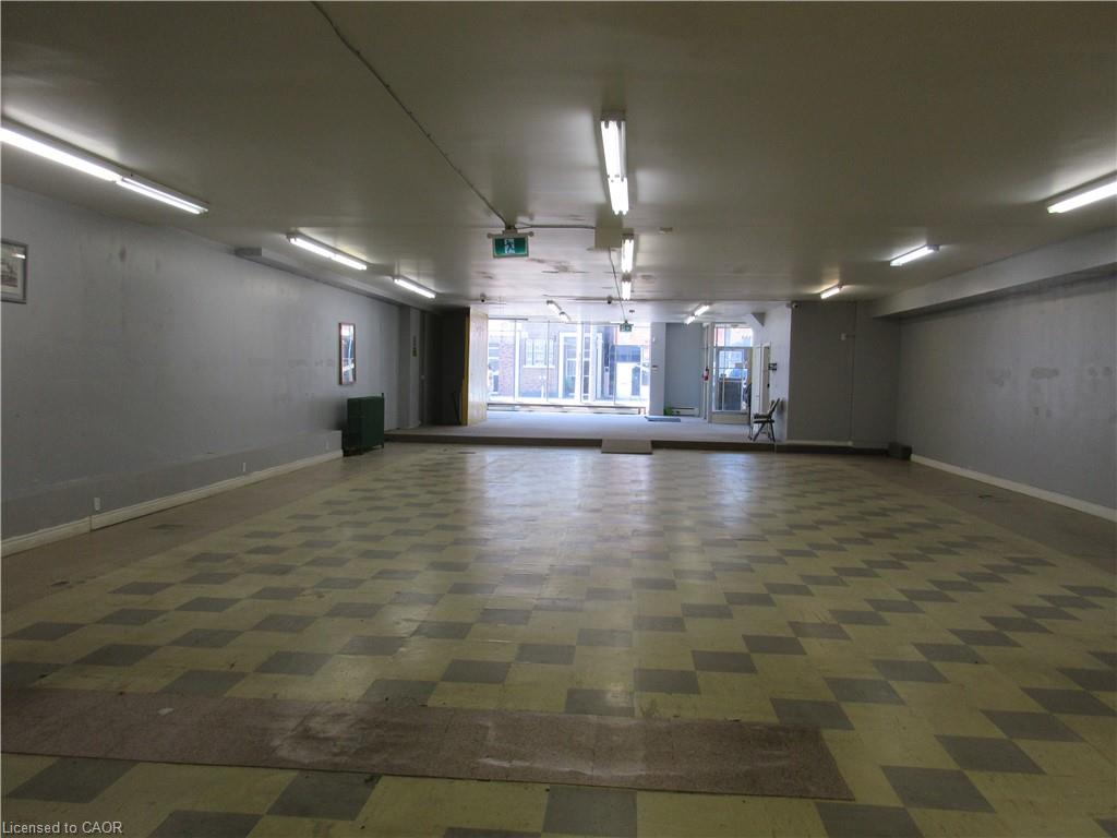 A-749 Barton Street E Property Photo 8