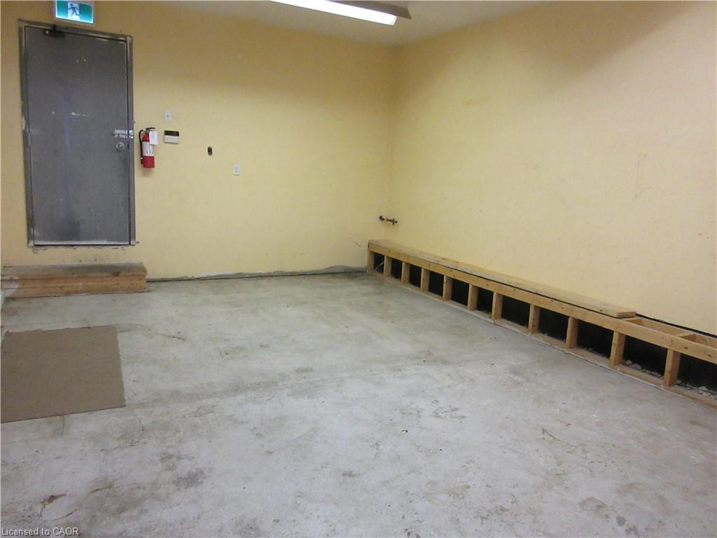 A-749 Barton Street E Property Photo 9