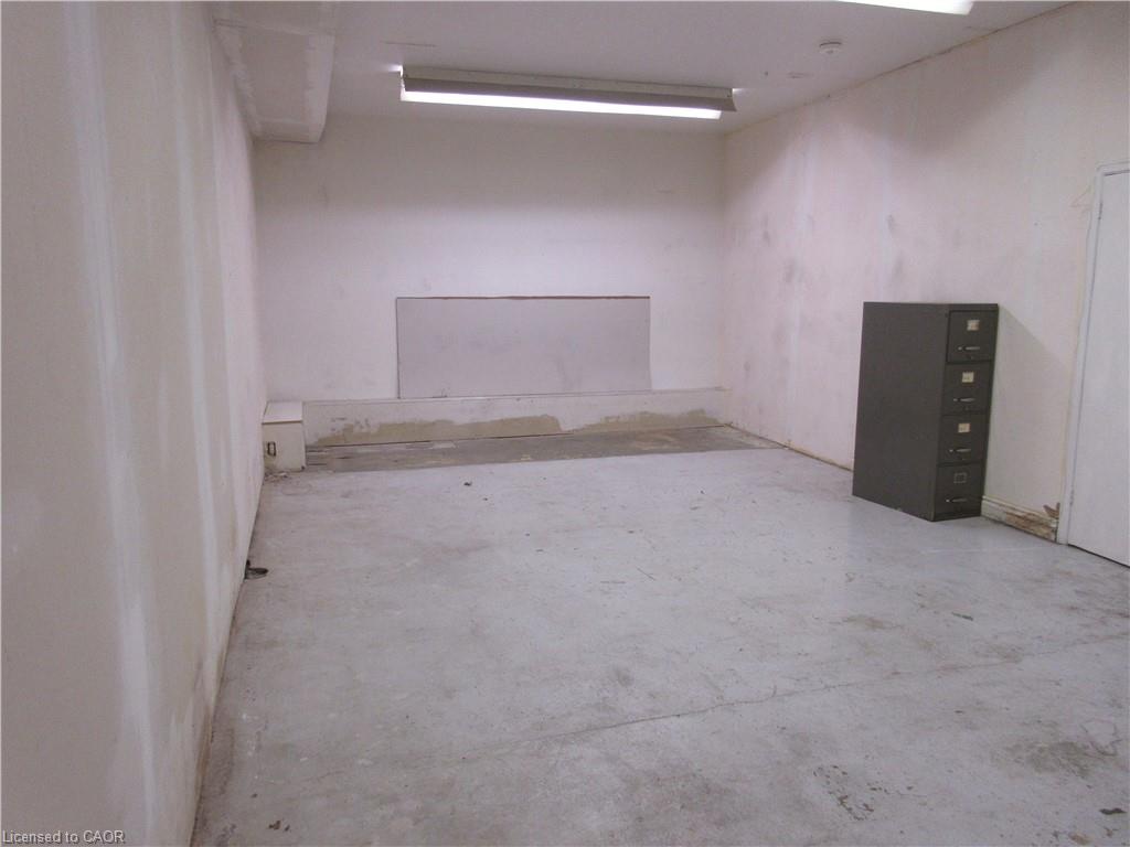 A-749 Barton Street E Property Photo 13