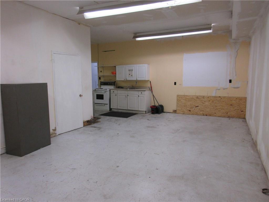 A-749 Barton Street E Property Photo 15