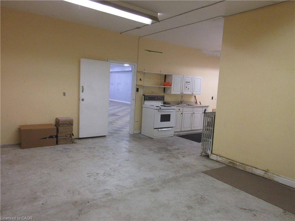 A-749 Barton Street E Property Photo 16