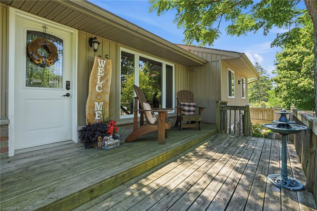 25 Saveryn Road Property Photo 5