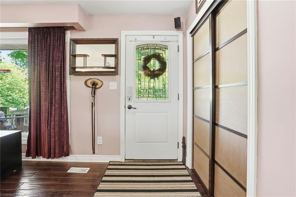 25 Saveryn Road Property Photo 6