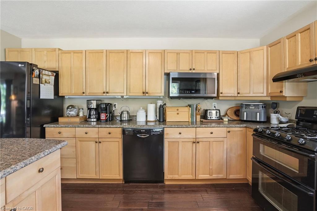 25 Saveryn Road Property Photo 14