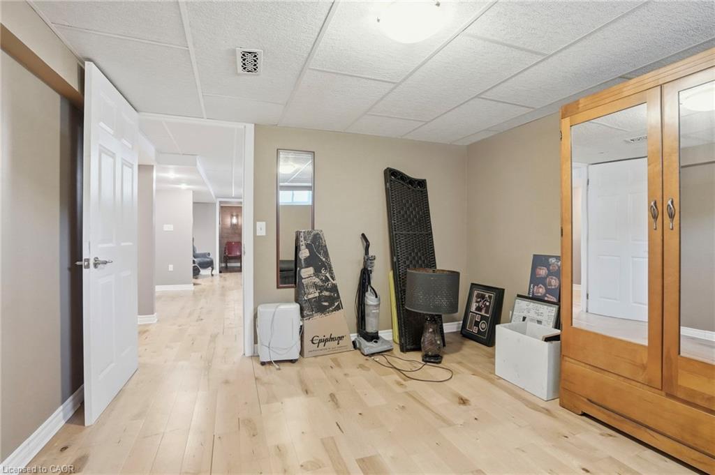 25 Saveryn Road Property Photo 33