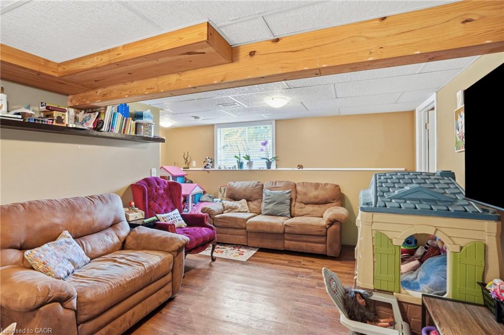 25 Saveryn Road Property Photo 36