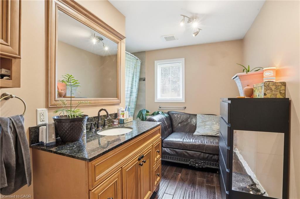 25 Saveryn Road Property Photo 39