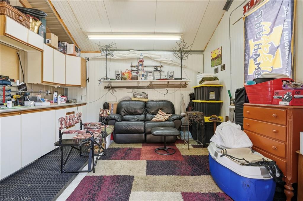 25 Saveryn Road Property Photo 41