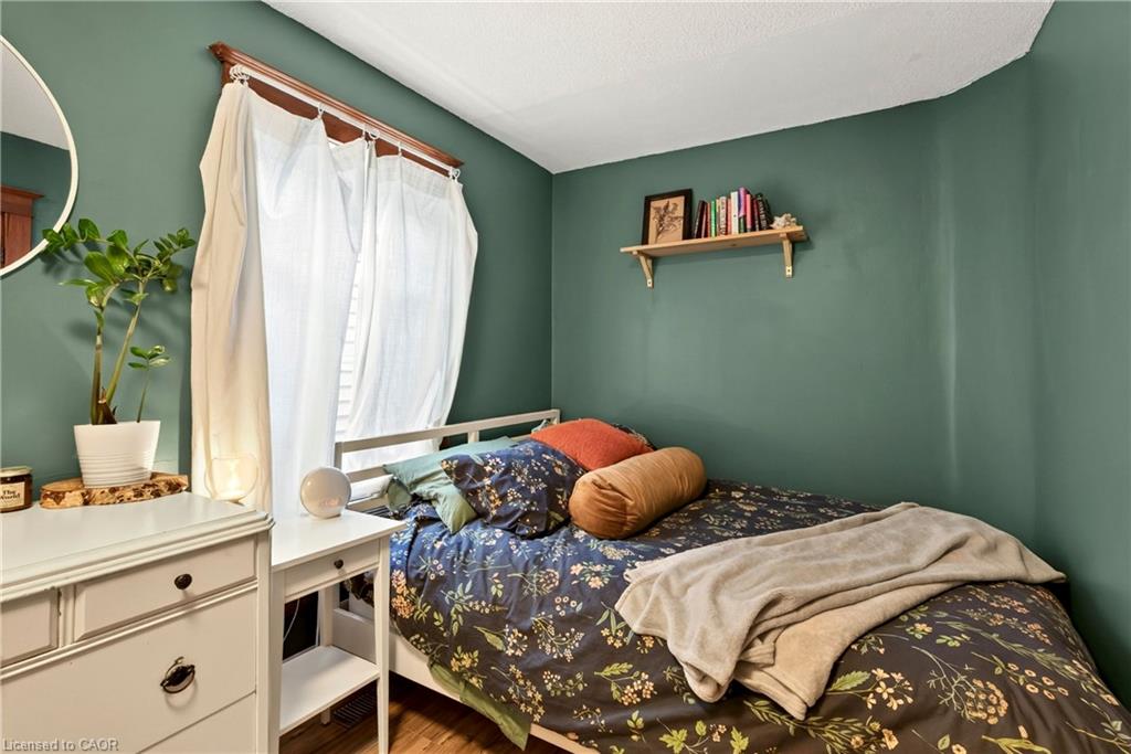 94 Edgemont Street N Property Photo 31