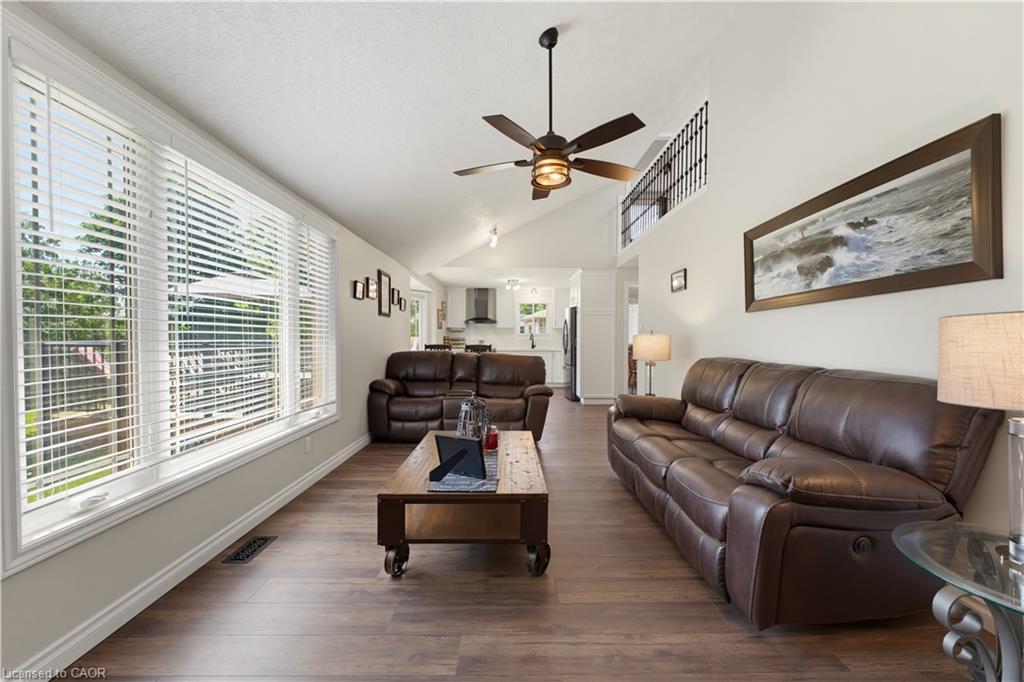 32 Stonehaven Place Property Photo 14