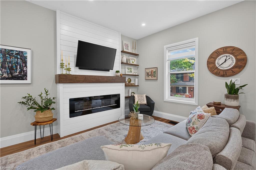 122 Stuart Street Property Photo 6