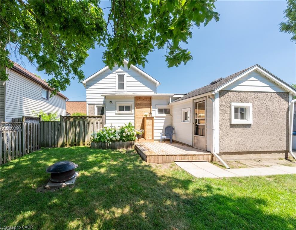 96 Avonlea Street Property Photo 25