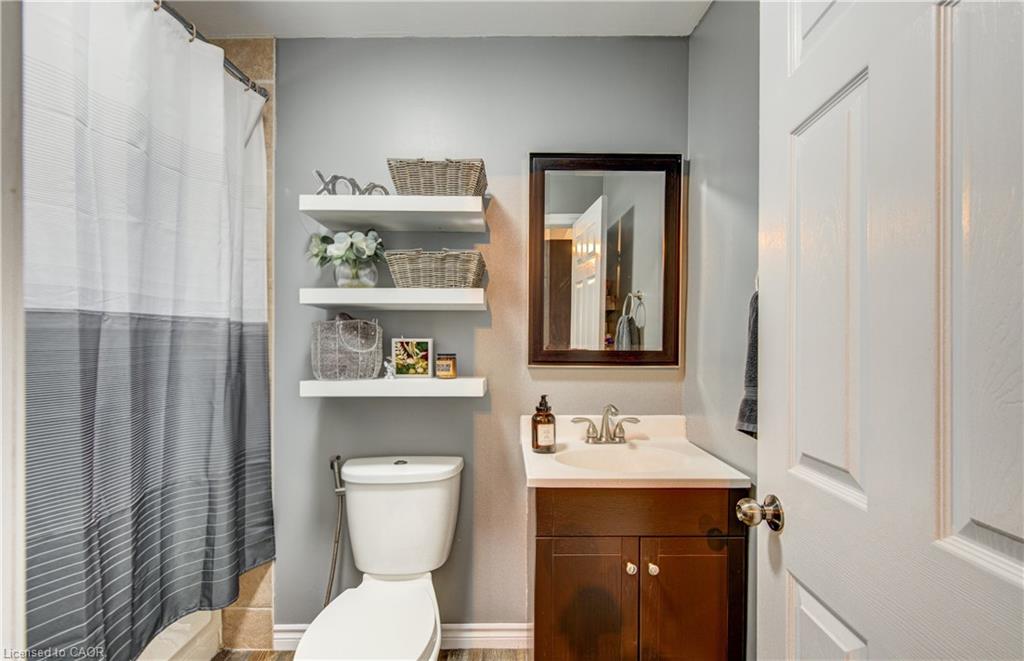 96 Avonlea Street Property Photo 31