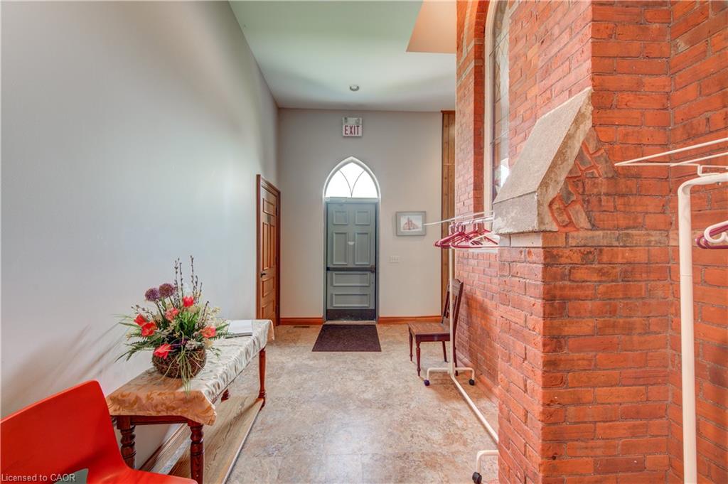 676241 16th Line Property Photo 30