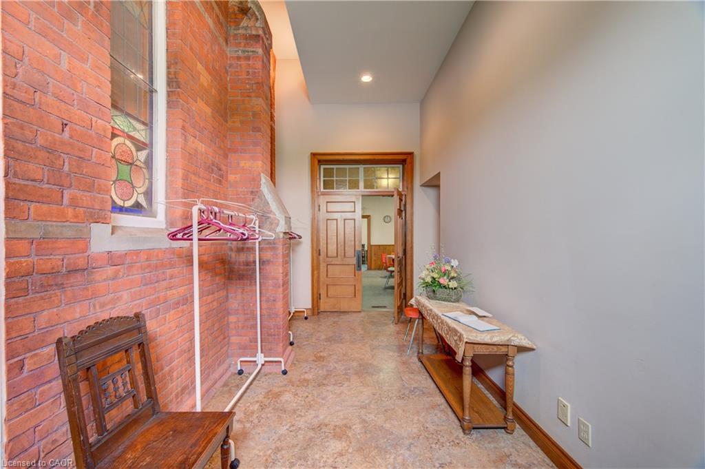 676241 16th Line Property Photo 31