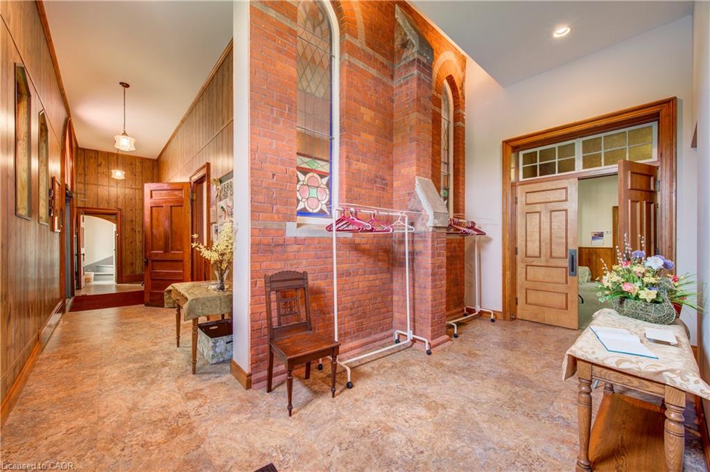 676241 16th Line Property Photo 33