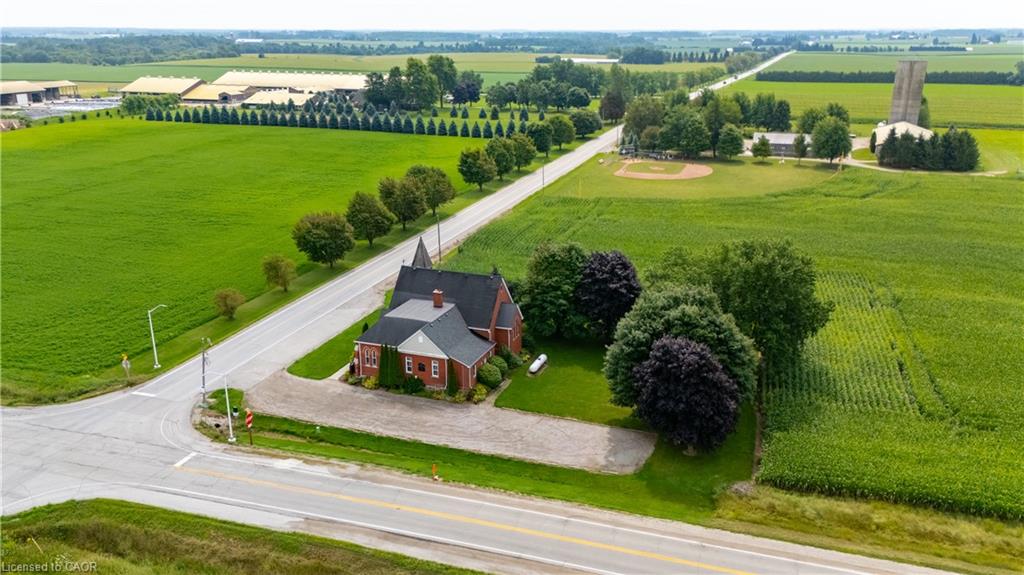 676241 16th Line Property Photo 39