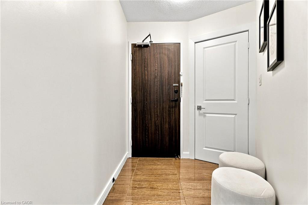 705-2665 Windwood Drive Property Photo 4