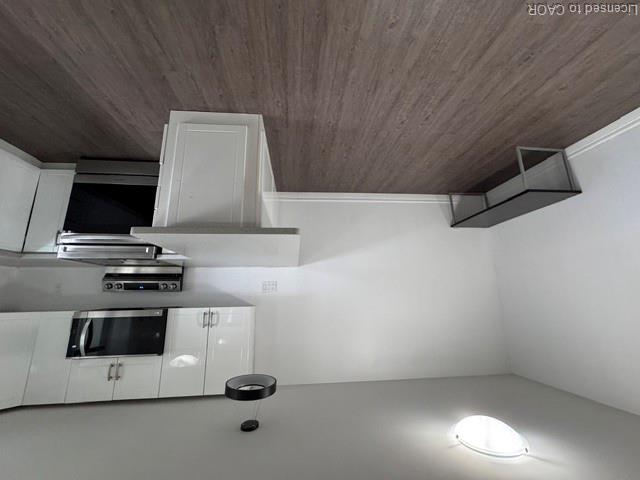 90 Anna Capri Drive Property Photo 14