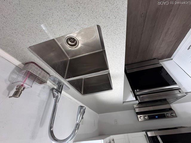 90 Anna Capri Drive Property Photo 16