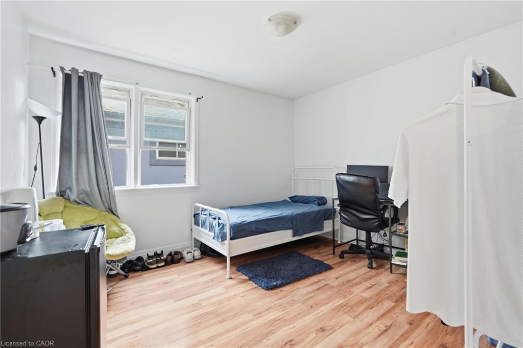 17 West 3rd Street Property Photo 6