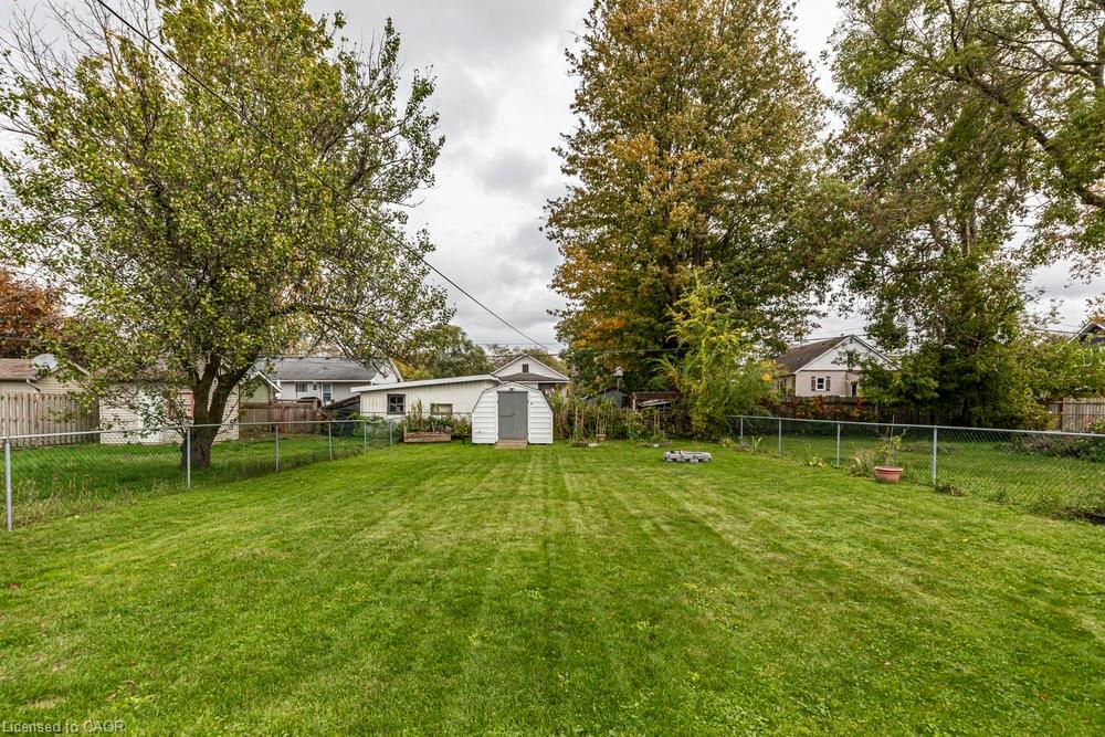 259 Metcalfe Street N Property Photo 2