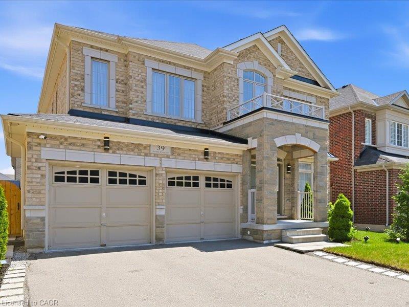 39 Avanti Crescent Property Photo 2