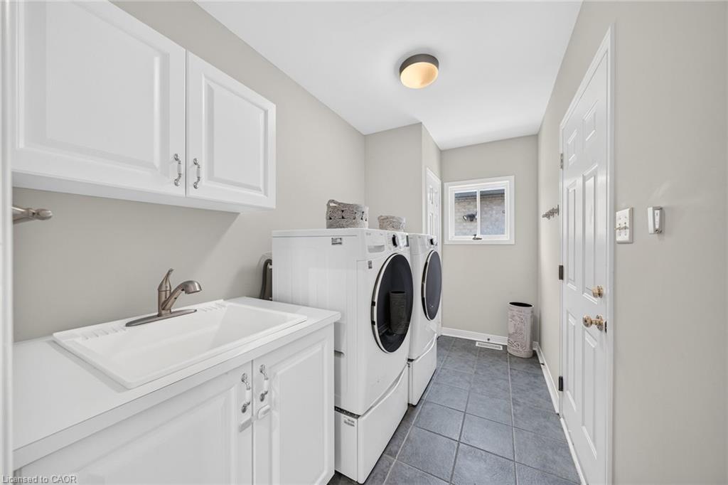 2203 Turnberry Road Property Photo 8