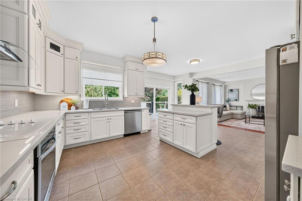 2203 Turnberry Road Property Photo 12