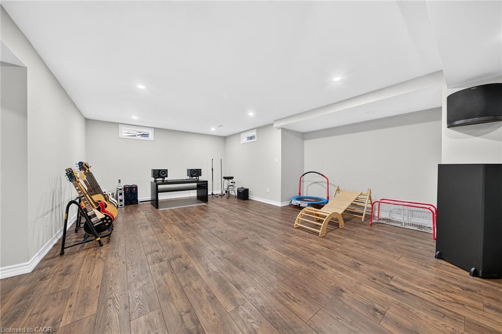2203 Turnberry Road Property Photo 40