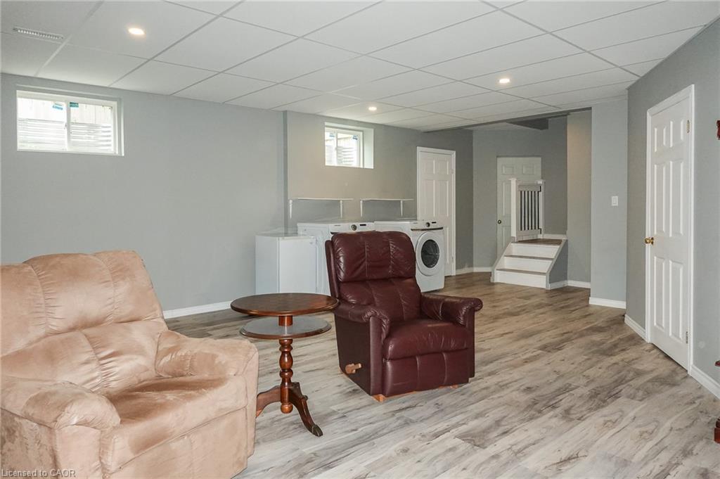 652 Salisbury Avenue Property Photo 17
