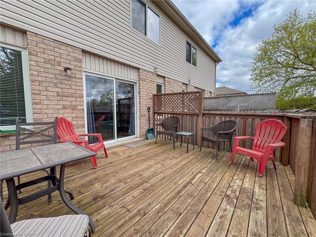 652 Salisbury Avenue Property Photo 20