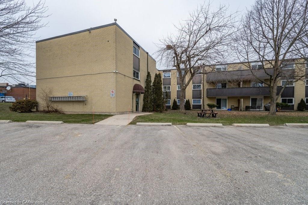 308-75 Hazelglen Drive Property Photo 39