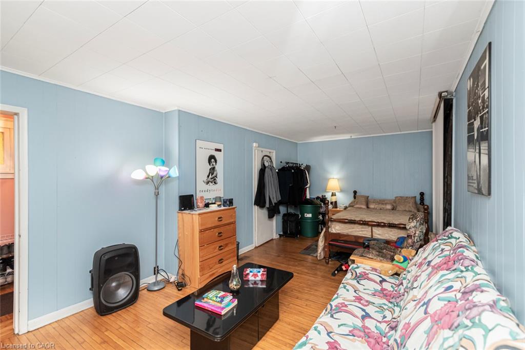 44 Arthur Avenue N Property Photo 7