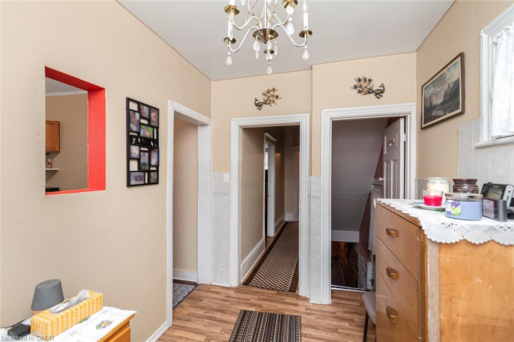 44 Arthur Avenue N Property Photo 8
