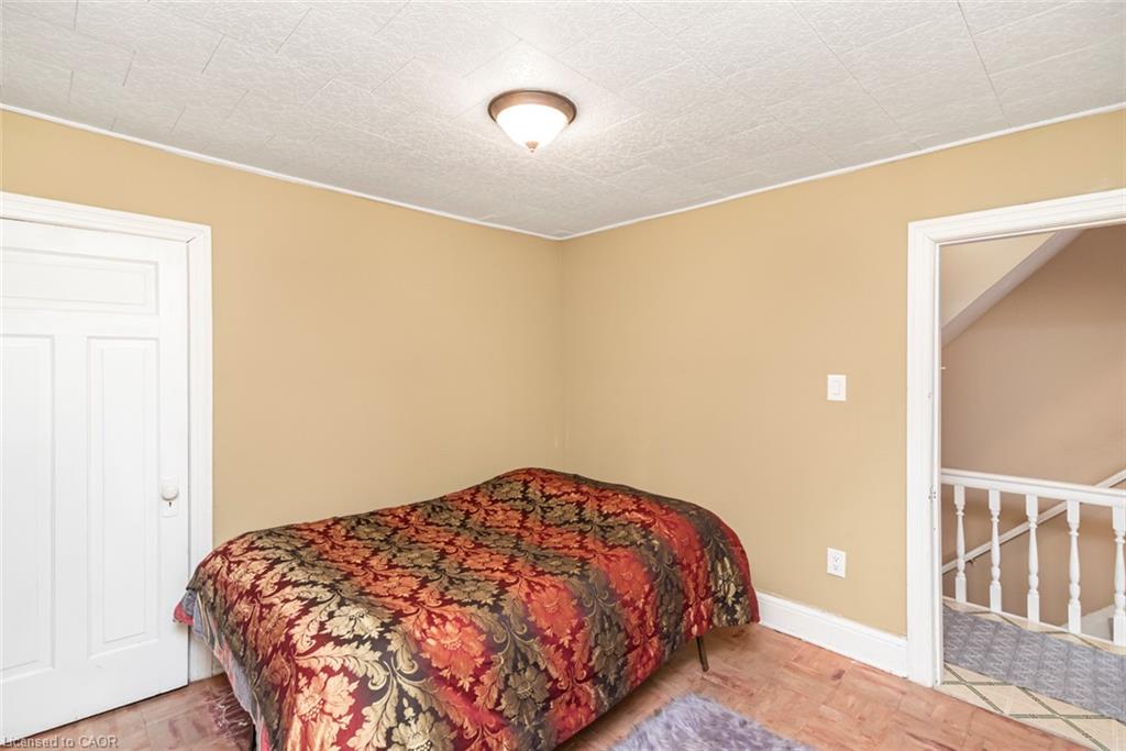44 Arthur Avenue N Property Photo 14
