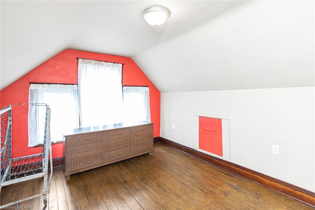 44 Arthur Avenue N Property Photo 27